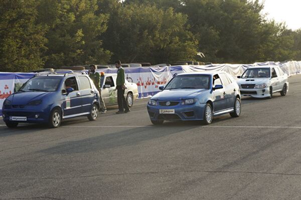 خودروی سیمرغ خودروی سیمرغ - اسپوتنیک ایران