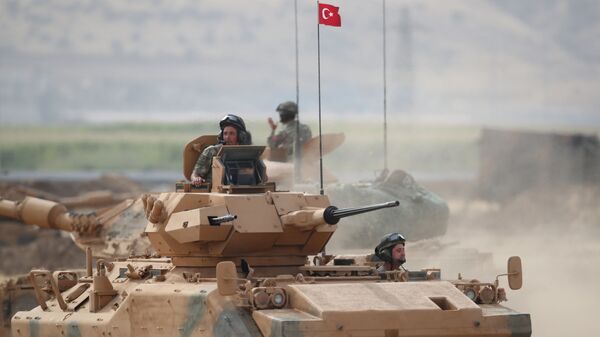 کشف انبار مهمات کردها توسط ارتش ترکیه - اسپوتنیک ایران  