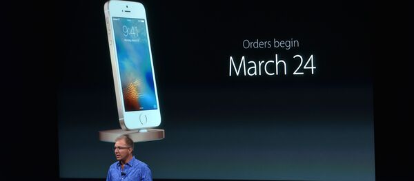 اپل 5 مدل جدید آیفون را در سال 2020 وارد بازارمی کند اپل 5 مدل جدید آیفون را در سال 2020 وارد بازارمی کند - اسپوتنیک ایران