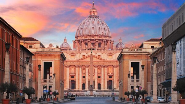 انتقاد کلیسای کاتولیک رم از تحریم های امریکا علیه ایران - اسپوتنیک ایران  