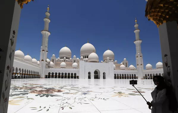 مسجد شیخ زاید در ابوظبی مسجد شیخ زاید در ابوظبی - اسپوتنیک ایران