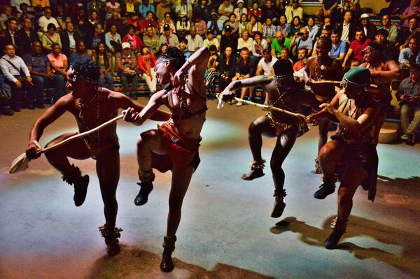 رقص قبیله ای آفریقای جنوبی - اسپوتنیک ایران  