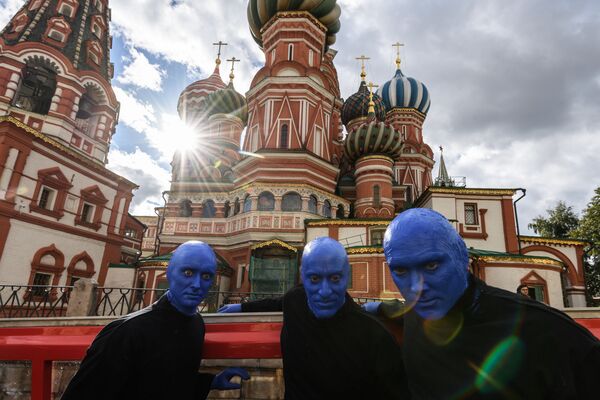 اعضای Blue Man Group در مسکو - اسپوتنیک ایران  