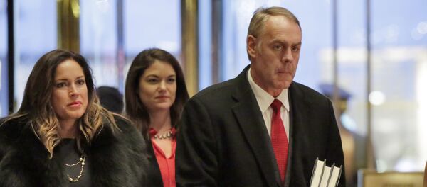 وزیر کشور ترامپ به زودی از سمت خود کنارهگیری میکند وزیر کشور ترامپ به زودی از سمت خود کنارهگیری میکند - اسپوتنیک ایران