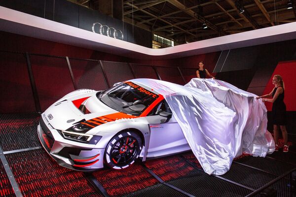 مدل جدید Audi Sport - نمایشگاه بین المللی ماشین پاریس ۲۰۱۸ - اسپوتنیک ایران  