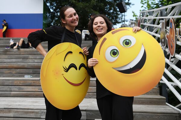 جشن لبخند در مسکو - اسپوتنیک ایران  