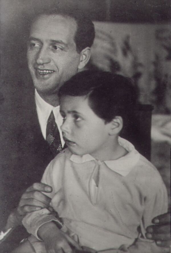 داگمارا بوتوینوا به همراه پدرش در سال 1932 - اسپوتنیک ایران  