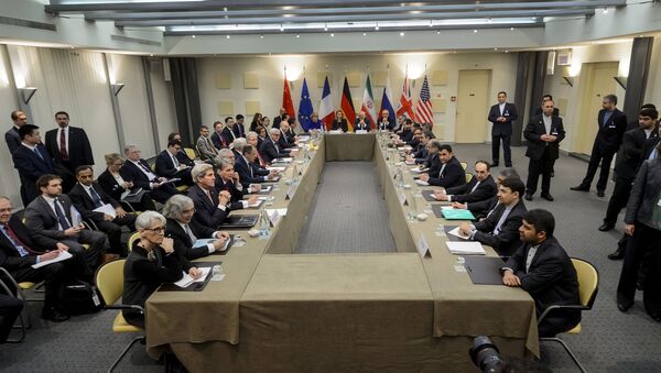 منبع دیپلماتیک: قسمت های زیادی از متن توافق آماده شده است - اسپوتنیک ایران  