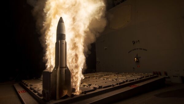 آیا هدف خروج آمریکا از قرارداد منع موشکهای میان برد، روسیه نیست؟ - اسپوتنیک ایران  