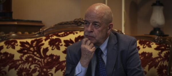 ایران قادر است هر نوع تحریمی را پشت سر بگذارد+ ویدیو ایران قادر است هر نوع تحریمی را پشت سر بگذارد+ ویدیو - اسپوتنیک ایران