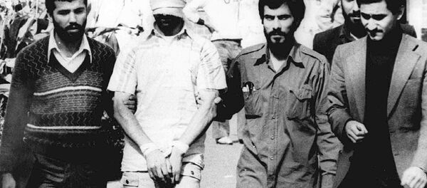 یکی از گروگان های سفارت آمریکا در تهران یکی از گروگان های سفارت آمریکا در تهران - اسپوتنیک ایران