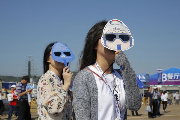 بازدیدکنندگان در نمایشگاه هوایی «ایرشو چاینا-2018» در چین - اسپوتنیک ایران  