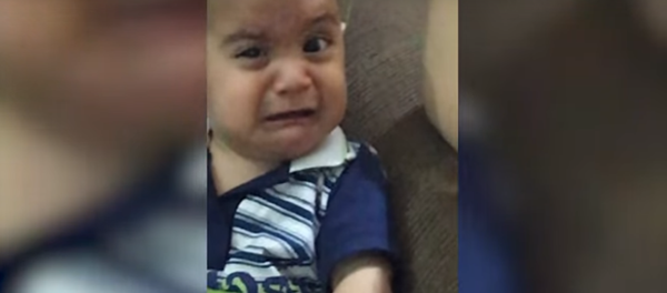 کودک آزاری با آواز + ویدئو کودک آزاری با آواز + ویدئو - اسپوتنیک ایران