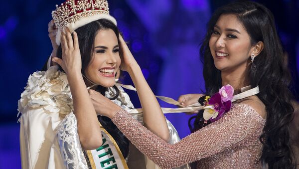 دختر ونزوئلایی برنده تاج دختر شایسته جهان - اسپوتنیک ایران  