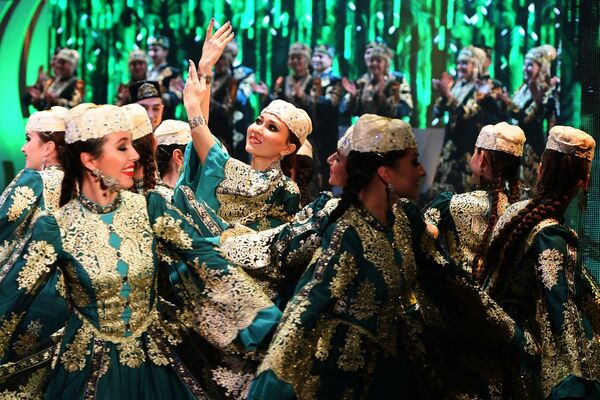 شرکت کنندگان کنکور بین المللی زیبایی»زیبارویان تاتار» در قازان - اسپوتنیک ایران  