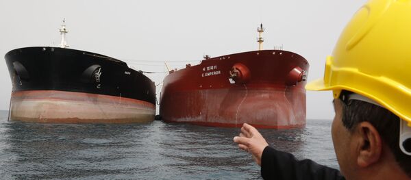 از سرگیری خرید نفت ایران از سوی چین از سرگیری خرید نفت ایران از سوی چین - اسپوتنیک ایران