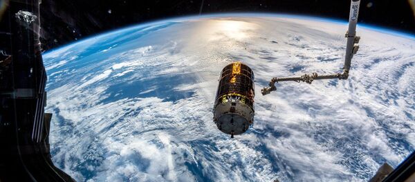 شلیک متخصصان ژاپنی به سطح سیارک ریوگو شلیک متخصصان ژاپنی به سطح سیارک ریوگو - اسپوتنیک ایران