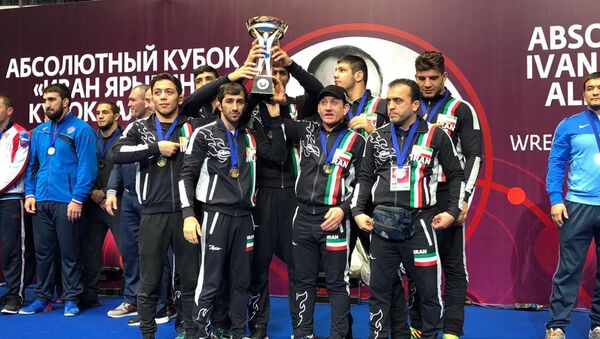 قهرمانی تیم کشتی ایران در روسیه - اسپوتنیک ایران  