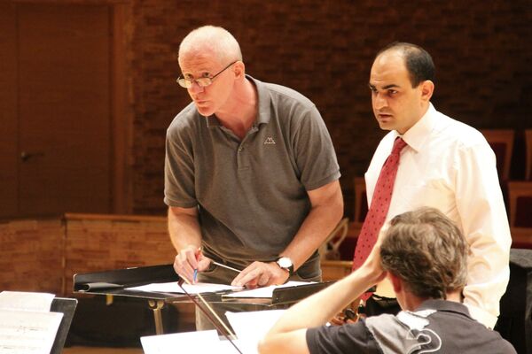 Mehdi Hosseini with William Blank Mehdi Hosseini with William Blank - اسپوتنیک ایران