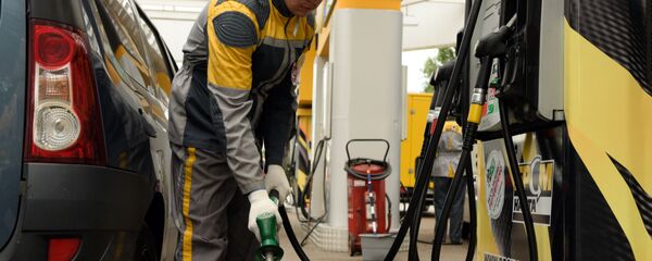 آغاز ثبت نام کارت سوخت در ایران آغاز ثبت نام کارت سوخت در ایران - اسپوتنیک ایران