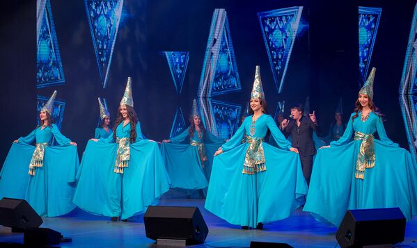 شرکت کنندگان کنکور «ملکه زیبایی آستانه-2018» در قزاقستان - اسپوتنیک ایران  
