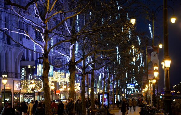تزیینات و چراغانی عید کریسمس در بروکسل - اسپوتنیک ایران  