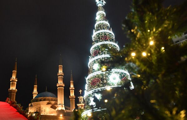 درخت کریسمس در بیروت - اسپوتنیک ایران  