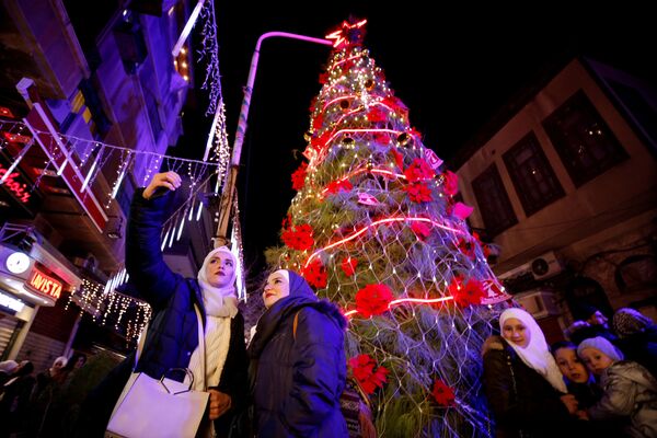 درخت کریسمس در دمشق - اسپوتنیک ایران  