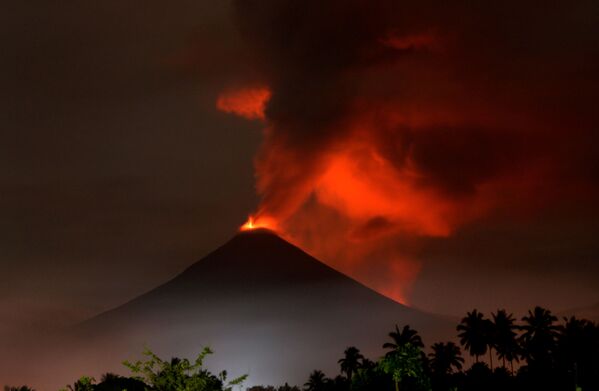 آتشفشان کوه سوپوتان، اندونزی - اسپوتنیک ایران  