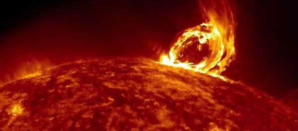 شعله های قدرتمند خورشید مدار مغناطیسی زمین را تهدید می کند شعله های قدرتمند خورشید مدار مغناطیسی زمین را تهدید می کند - اسپوتنیک ایران