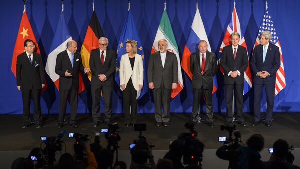 ایران و پنج به علاوه یک متن توافقنامه هسته ای را تنظیم کردند - اسپوتنیک ایران  