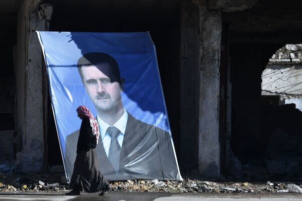 پرتره بشار اسد، رئیس جمهور سوریه در حلب - اسپوتنیک ایران  