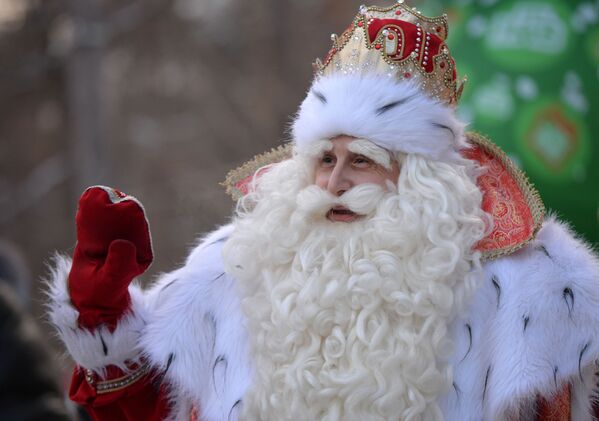 بابانوئل روسی در یکاترینبورگ - اسپوتنیک ایران  
