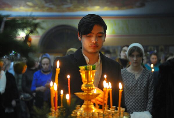 مراسم تولد حضرت مسیح در گروزنی - اسپوتنیک ایران  
