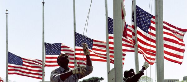 پیش بینی سقوط اقتصاد آمریکا - اسپوتنیک ایران  