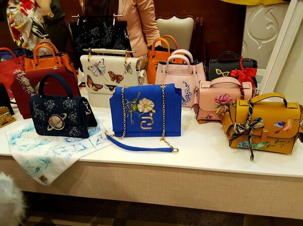 بانوان کارآفرین ایرانی که رویداد خیریه را برگزار می کنند +تصاویر - اسپوتنیک ایران  