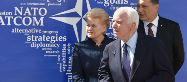 امکان نابود سازی پایگاه های ناتو طی چند دقیقه - اسپوتنیک ایران  