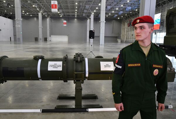 برد موشک М7299  ده کیلومتر کاهش یافته و 480 کیلومتر می باشد که با شرایط پیمان منع راکت های هسته ای میانبرد مطابقت داشته باشد. - اسپوتنیک ایران  