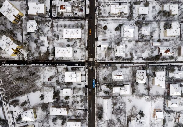 خیابان های یخ زده اطراف شهر بوداپست، مجارستان - اسپوتنیک ایران  