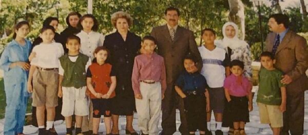 انتشار عکس های خانوادگی نوه صدام حسین انتشار عکس های خانوادگی نوه صدام حسین - اسپوتنیک ایران