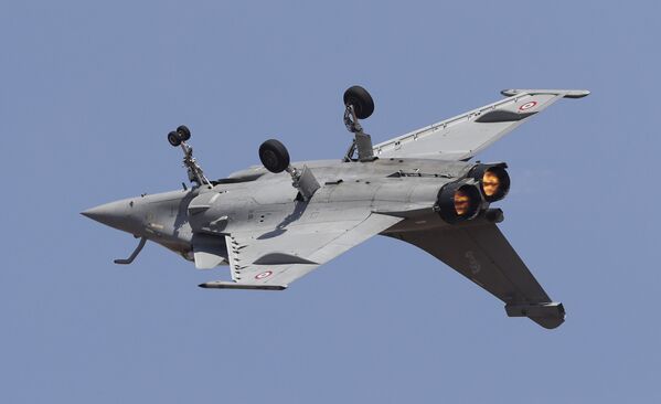 جنگنده فرانسوی  Rafale در نمایشگاه هوایی  آیرو ایندیا 2019 - اسپوتنیک ایران  