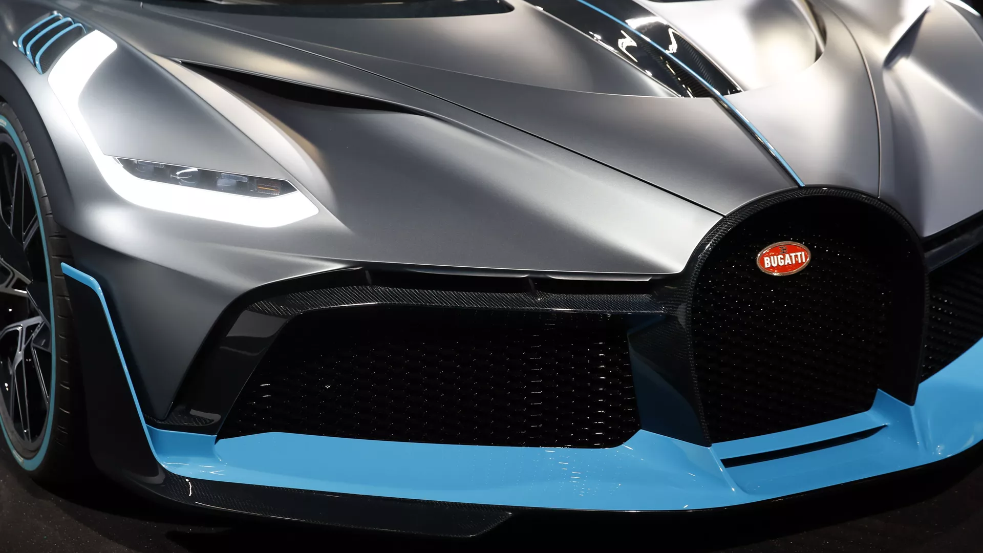 Презентация модели Bugatti Divo на открытии международного автосалона Mondial de l'Automobile в Париже Презентация модели Bugatti Divo на открытии международного автосалона Mondial de l'Automobile в Париже - اسپوتنیک ایران , 1920, 18.02.2022