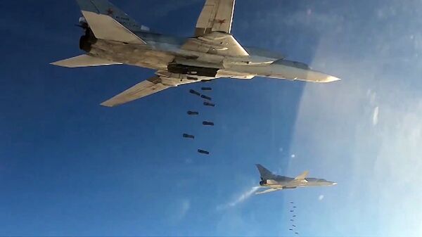 بمب افکن های توپولوف-22 پروازی پنج ساعته بر فراز دریای بالتیک انجام دادند - اسپوتنیک ایران  