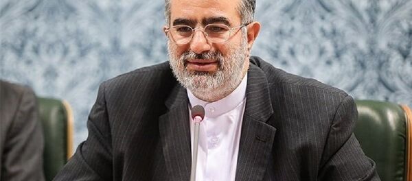 واکنش مشاور روحانی به مصوبه مجلس: بازی زیرکانه‌ای است - اسپوتنیک ایران  