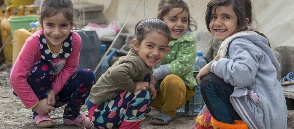 کودکان زلزله زده در ایران کودکان زلزله زده در ایران - اسپوتنیک ایران