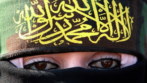 داعش زنان تروریست را برای حمله به اماکن مسیحیان آماده می کند - اسپوتنیک ایران  