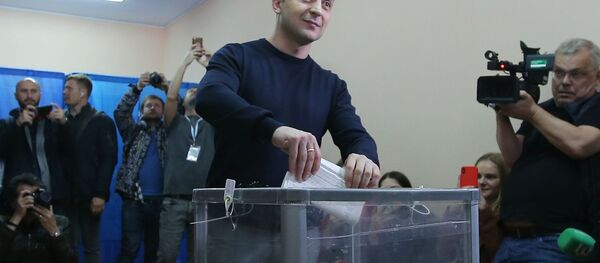 کمدین اوکراینی در صدر انتخابات ریاست جمهوری اوکراین کمدین اوکراینی در صدر انتخابات ریاست جمهوری اوکراین - اسپوتنیک ایران