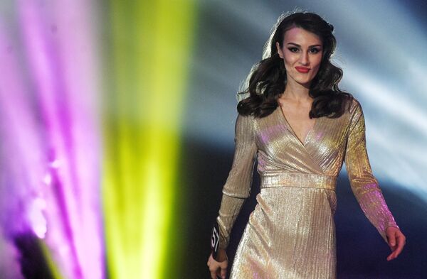 مراسم اهدای جوایز در مسابقه ملکه کوچک زیبایی 2019 در روسیه - اسپوتنیک ایران  