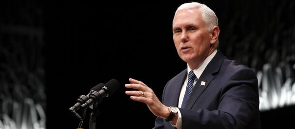 سفر اضطراری مایک پنس به ترکیه  - اسپوتنیک ایران  