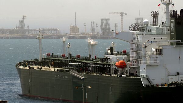 سو استفاده از نفتکش - اسپوتنیک ایران  